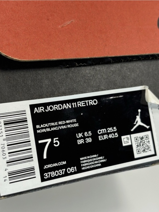 Nike Air Jordan 11 Retro High Bred Size 7.5 3780037-061 2019 main image 9